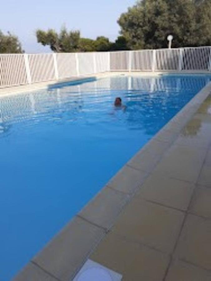 Nouveau ! Chambre D'Hote Insolite Privee " Coeurs De Pirates A Bali En Provence" Spa Sauna Massages Dans Cadre Exotique D'Amenagements Exterieurs D'Exception Ete Comme Hiver Bienvenue !!! Кавалер-сюр-Мер Екстер'єр фото
